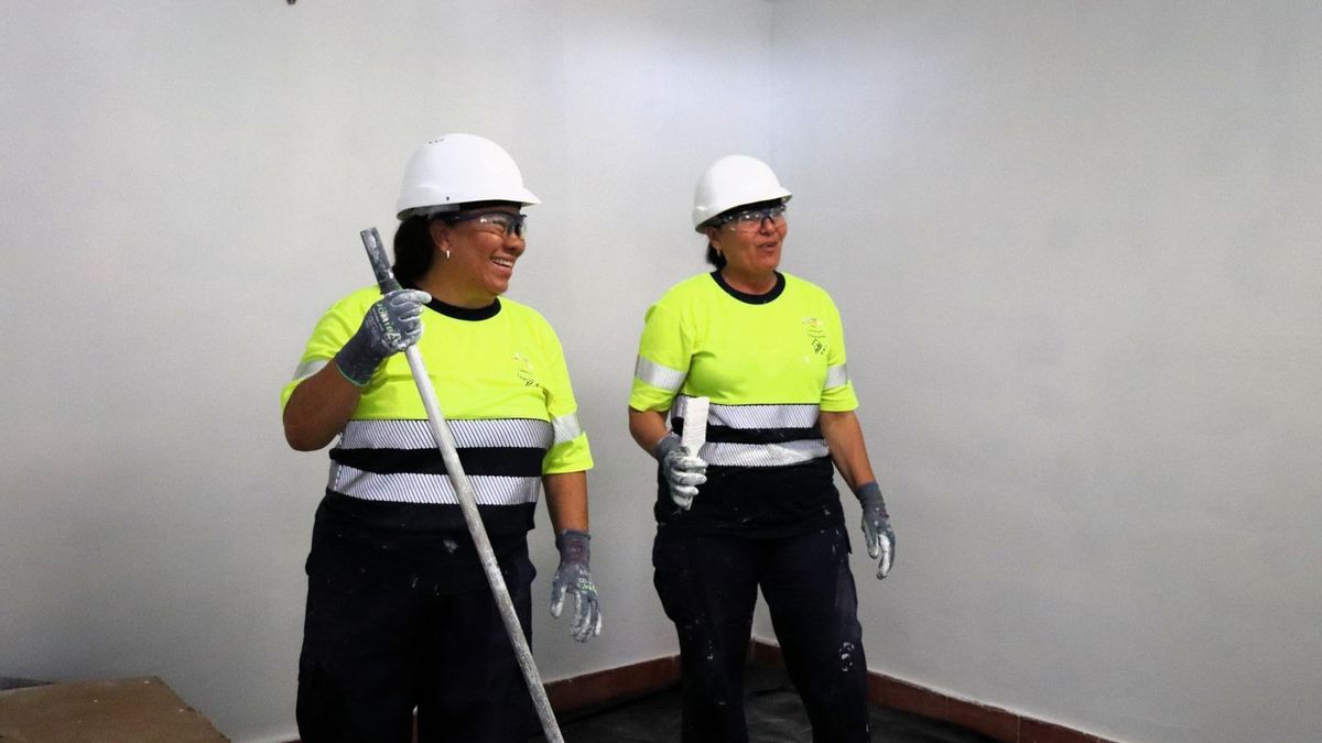 Participantes en el proyecto ‘Construye Tazacorte’, una actuación de formación y empleo dirigida a mejorar la cualificación profesional en el sector de la construcción, especialmente orientada a personas desempleadas.