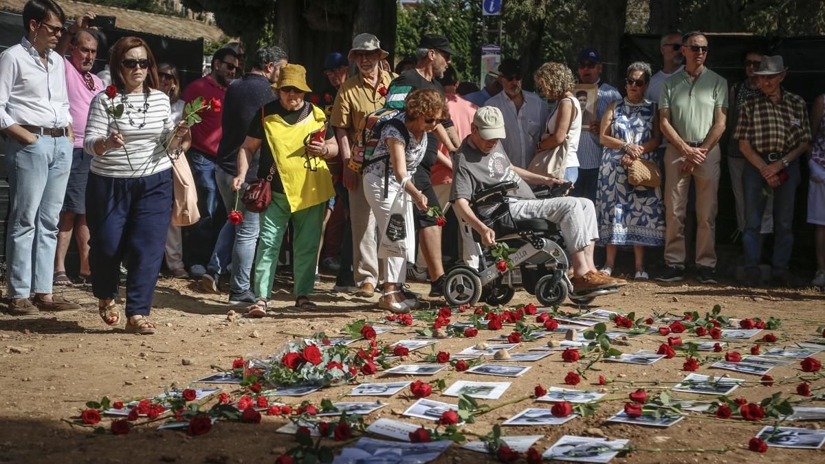 Acto por el Día de las Víctimas del Franquismo en el Cementerio de la Salud