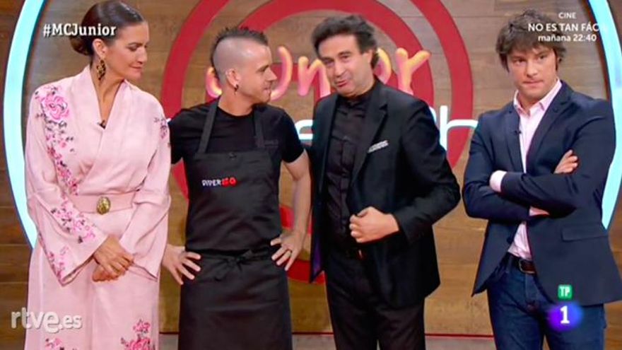 Dabiz Muñoz junto al jurado