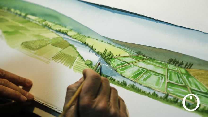 Rafael Obrero con una ilustración en su estudio