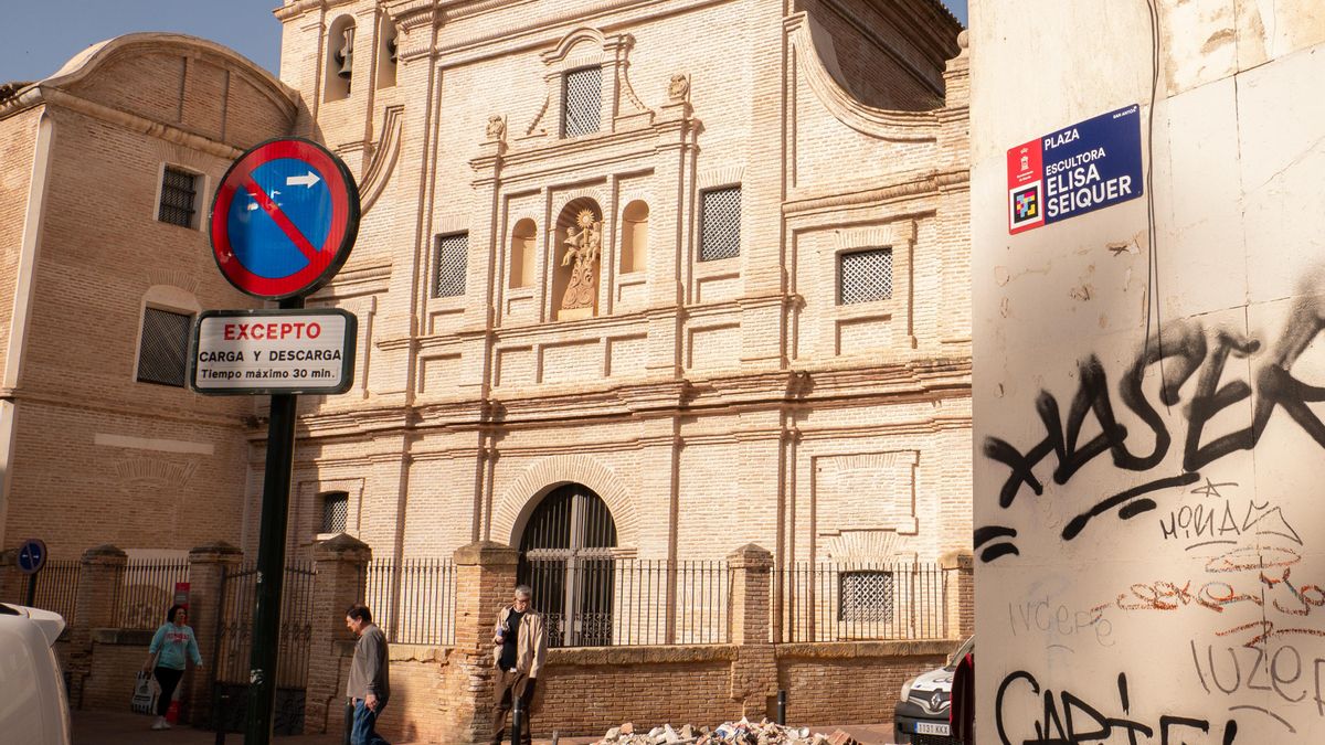 Murcia dedica cuatro veces más calles a hombres que a mujeres: "Tienes que ser una santa para que te pongan una"