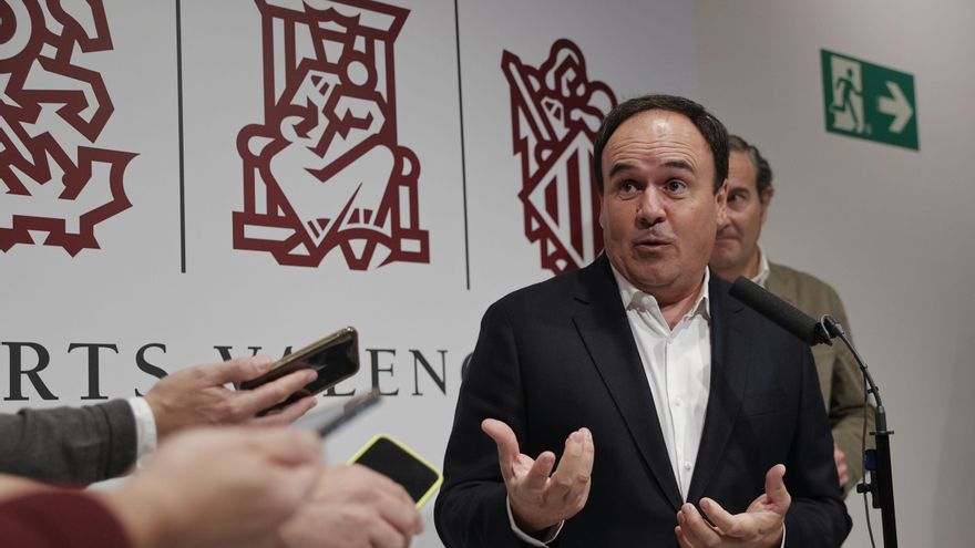 La huella urbanística del candidato del PP a la Generalitat: un 'boom' de chalets de lujo y construcciones fuera de ordenación en su pueblo