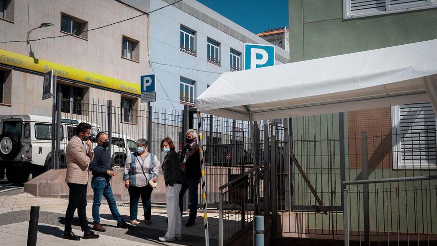 El Ayuntamiento de La Laguna instala carpas en los centros de salud para facilitar las esperas