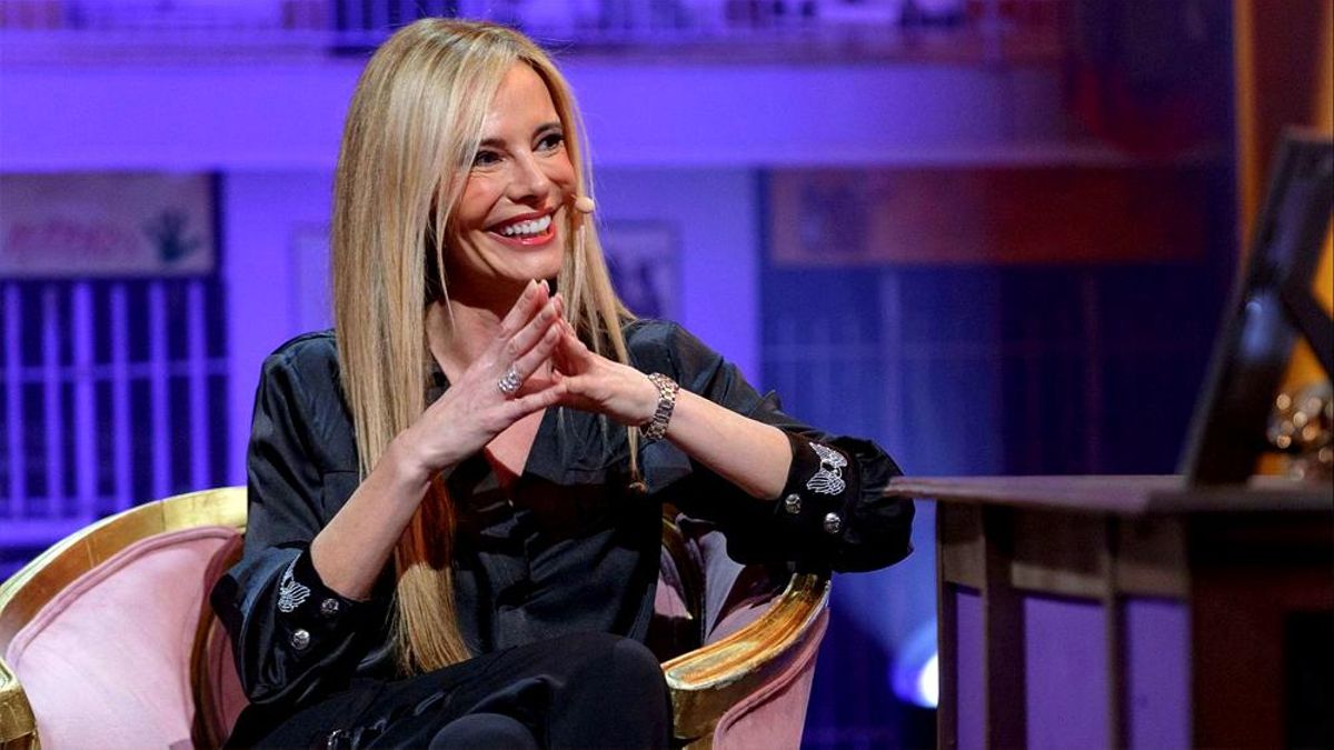Paula Vázquez en 'Al cielo con ella' de RTVE Play