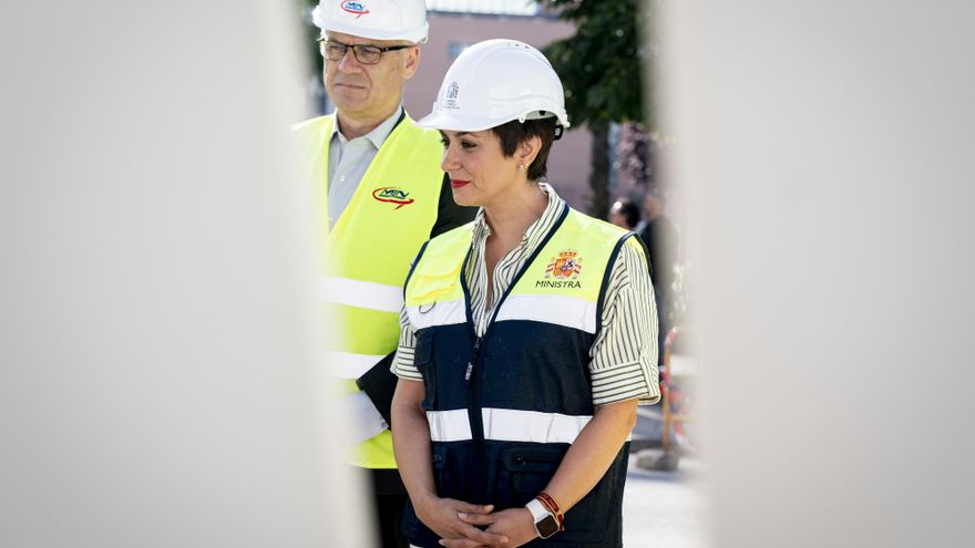 El Gobierno transfiere a la nueva empresa pública 40.000 viviendas de la Sareb para destinarlas a alquiler asequible