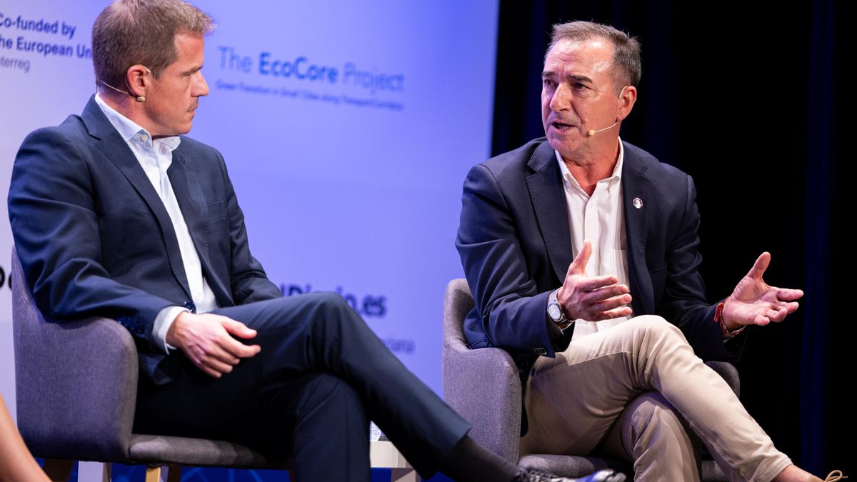 Los alcaldes de Xàtiva y Riba-roja, Roger Cerdà y Robert Raga, en el II Foro Municipalista Corredor Mediterráneo.