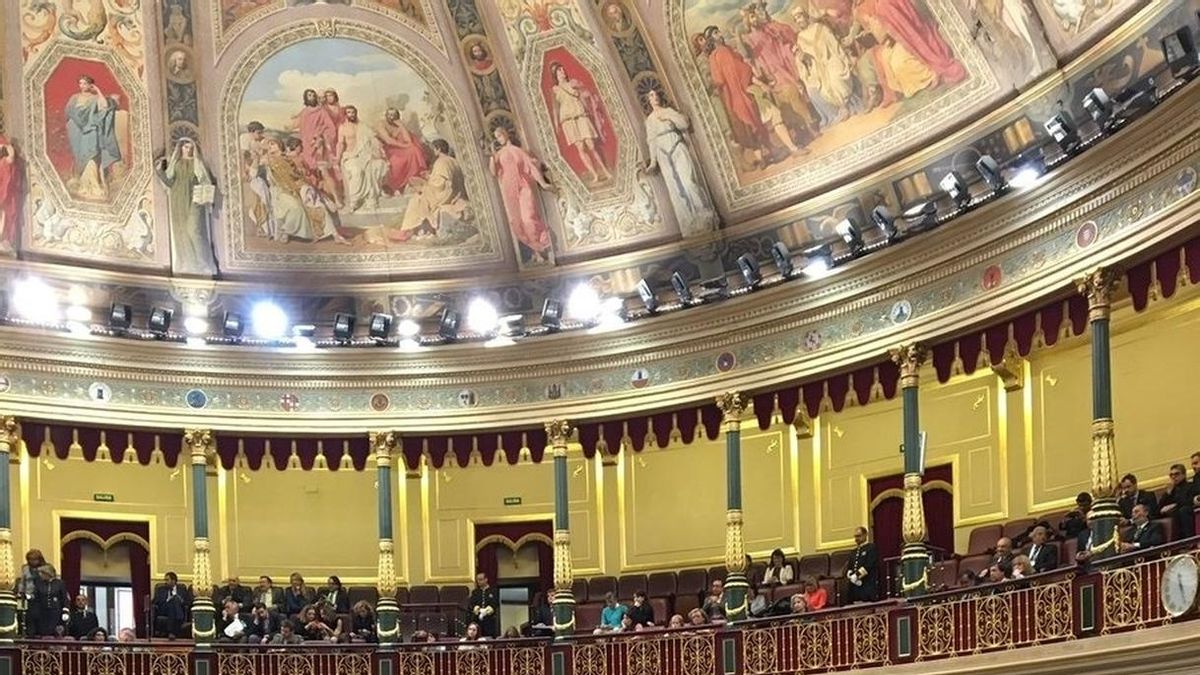 El PSOE no acepta cambios en su moción sobre Franco y reta a Podemos y ERC a retratarse hoy en el Congreso