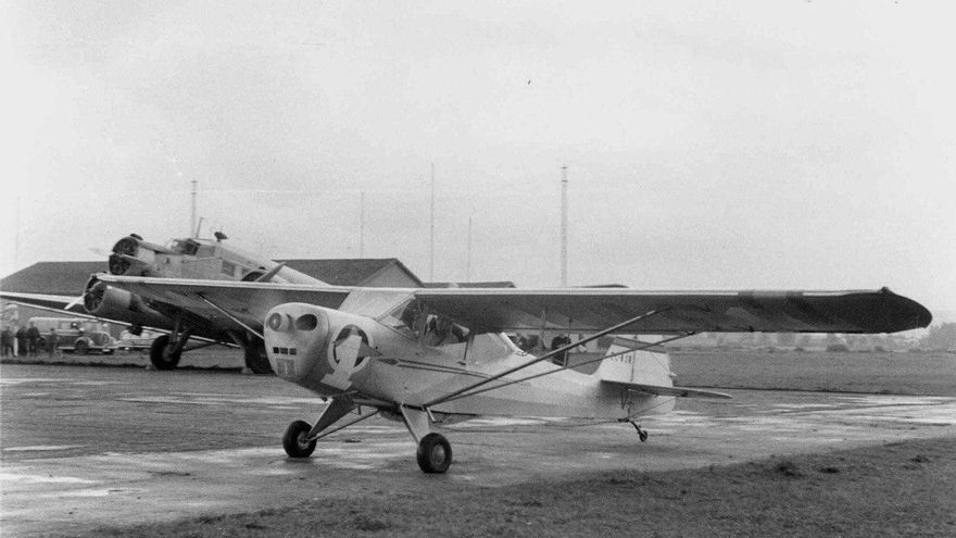 EC-AJR: el avión de Normandía que trajo al aeropuerto nazi de Vitoria al hermano del último alcalde republicano