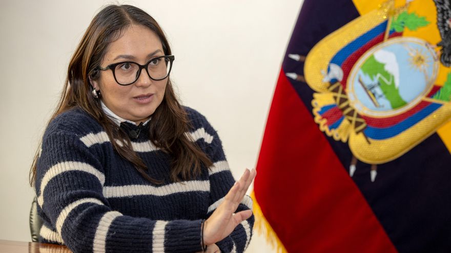 Ecuador pone en marcha su plan para proteger a los delfines de río