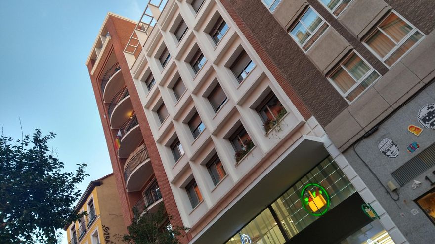 El pasaje de todos que acabó convertido en pisos de lujo y un Mercadona: historia y negocio en Fuencarral 77