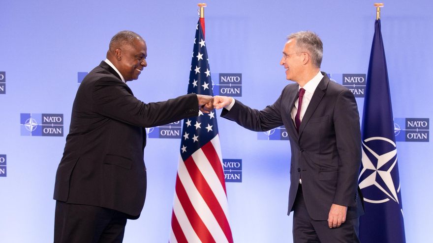 La OTAN pone en marcha planes para reforzar la capacidad militar de su flanco oriental en plena crisis con Rusia