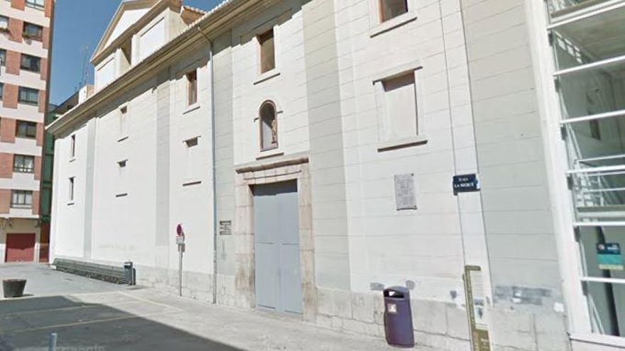 Vox retira una placa en memoria de las víctimas del franquismo en Borriana