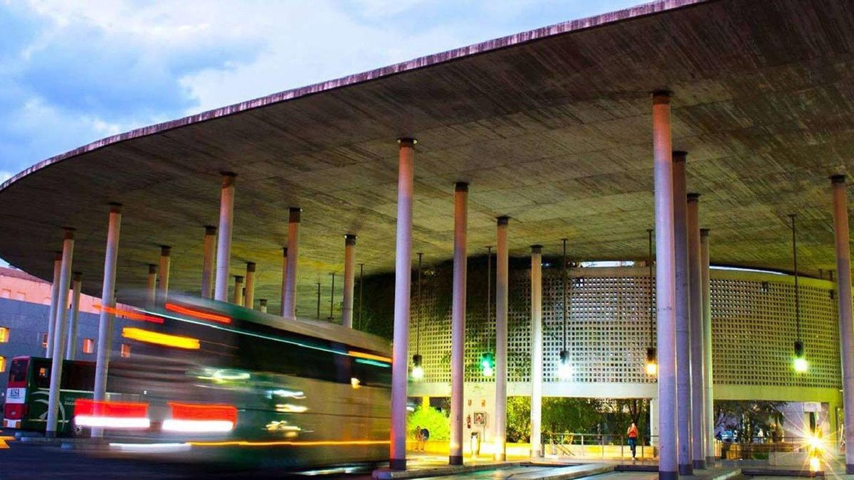 El corte de la N-331 entre Aguilar de la Frontera y Montilla obliga a modificar los servicios del bus interurbano
