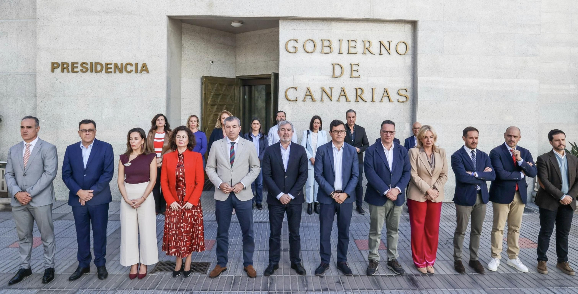 Minuto de silencio del Gobierno de Canarias por María Dolores.
