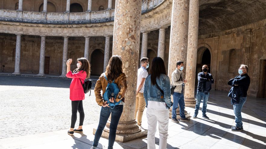 Granada forma al sector turístico para rentabilizar la reactivación económica