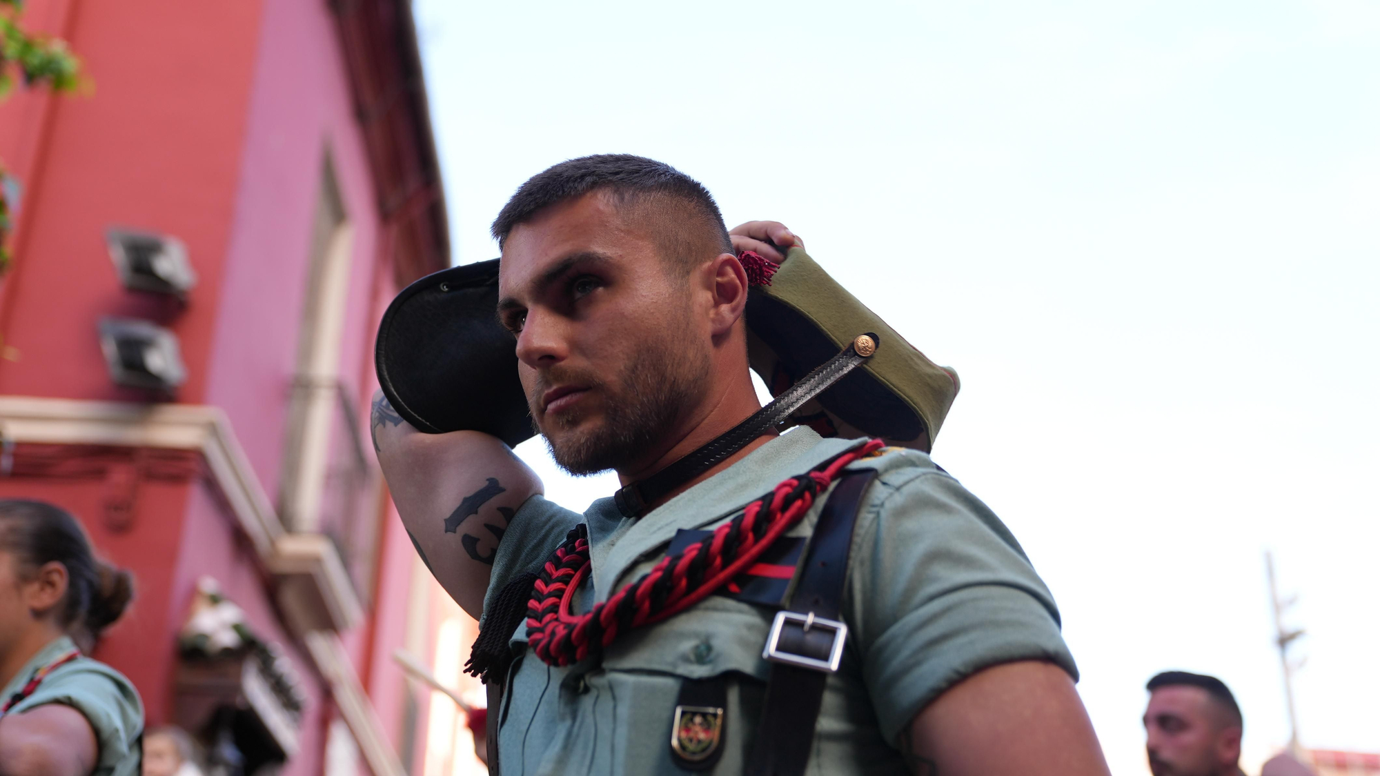 El vía crucis de La Caridad, en imágenes