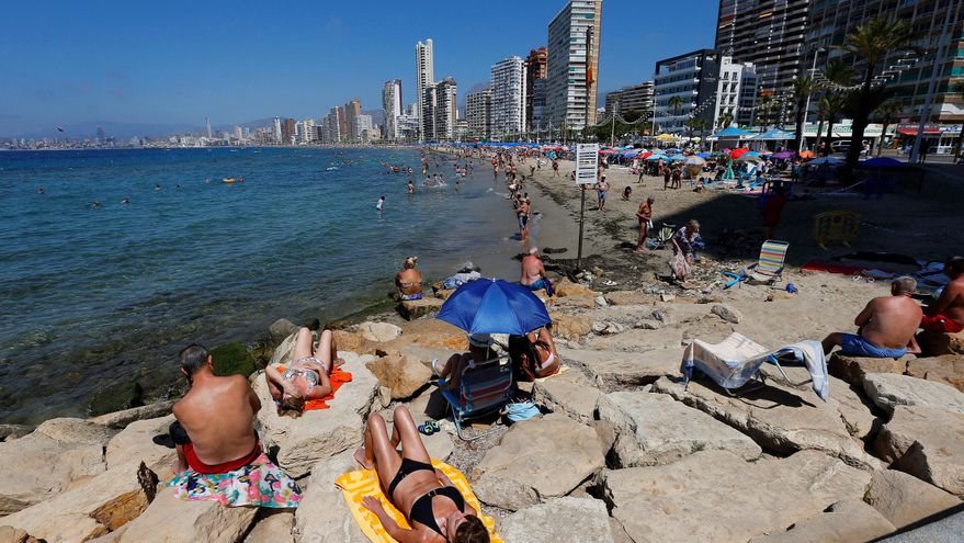 El turista poscovid: menos viajes, más cortos y a destinos no masificados