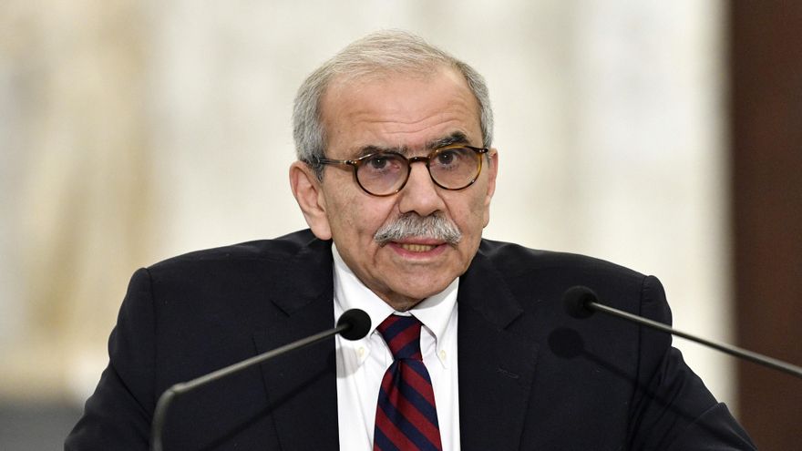El primer ministro libanés Nawaf Salam ofrece una declaración en el palacio presidencial de Baabda, al este de Beirut, Líbano, 08 de febrero de 2025. EFE/EPA/WAEL HAMZEH