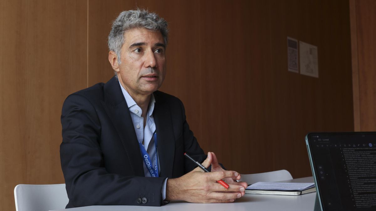 Javier Amores durante su entrevista con elDiario.es