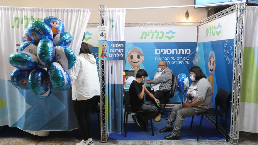 Israel anuncia la vacunación con una cuarta dosis a los mayores de 60 años