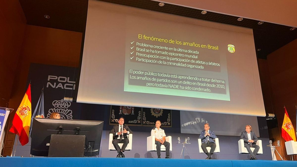 Policía Nacional celebra la V Jornada de 'Nuevas tecnologías por un Juego Seguro'.