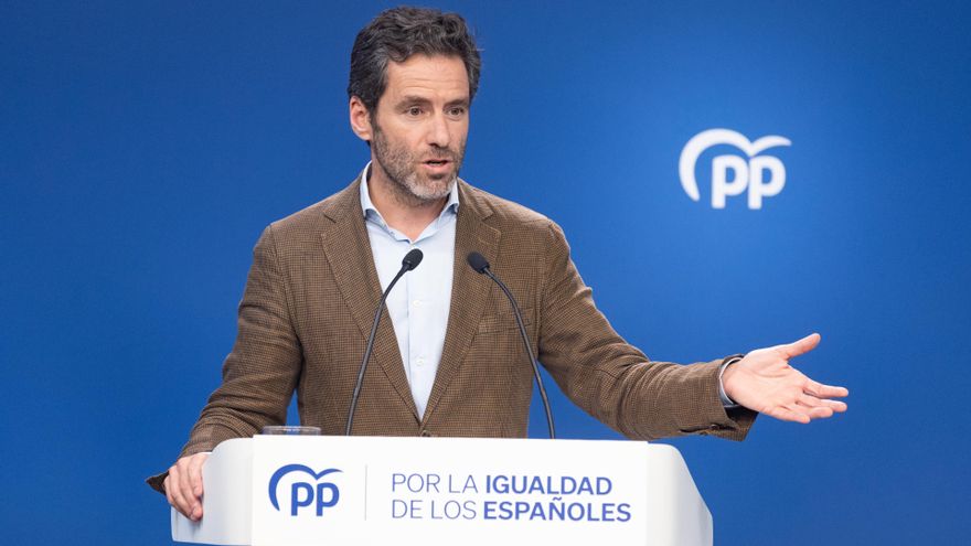 El portavoz del PP y vicesecretario de Cultura y Sociedad Abierta, Borja Sémper, durante una rueda de prensa posterior a la reunión del Comité de Dirección del Partido Popular, a 16 de octubre de 2023, en Madrid (España). Durante su comparecencia, Sémper,