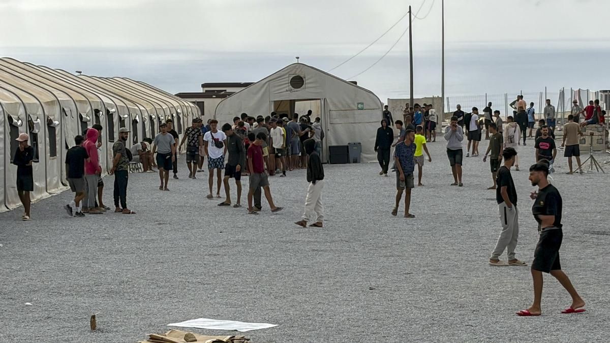 Castilla-La Mancha acogerá este jueves a 14 menores migrantes procedentes de Ceuta