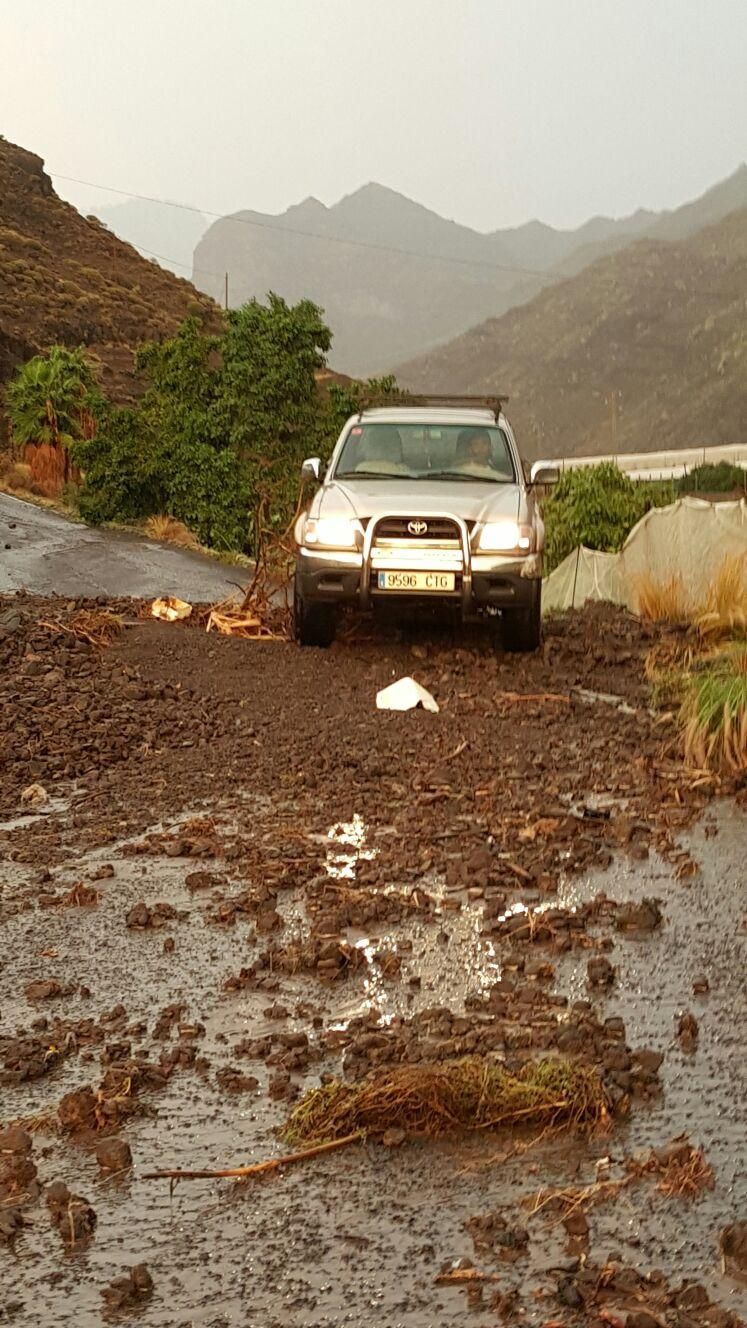 Efectos de la lluvia en el Barranco de Tasarte (Ayuntamiento de La Aldea de San Nicolás)