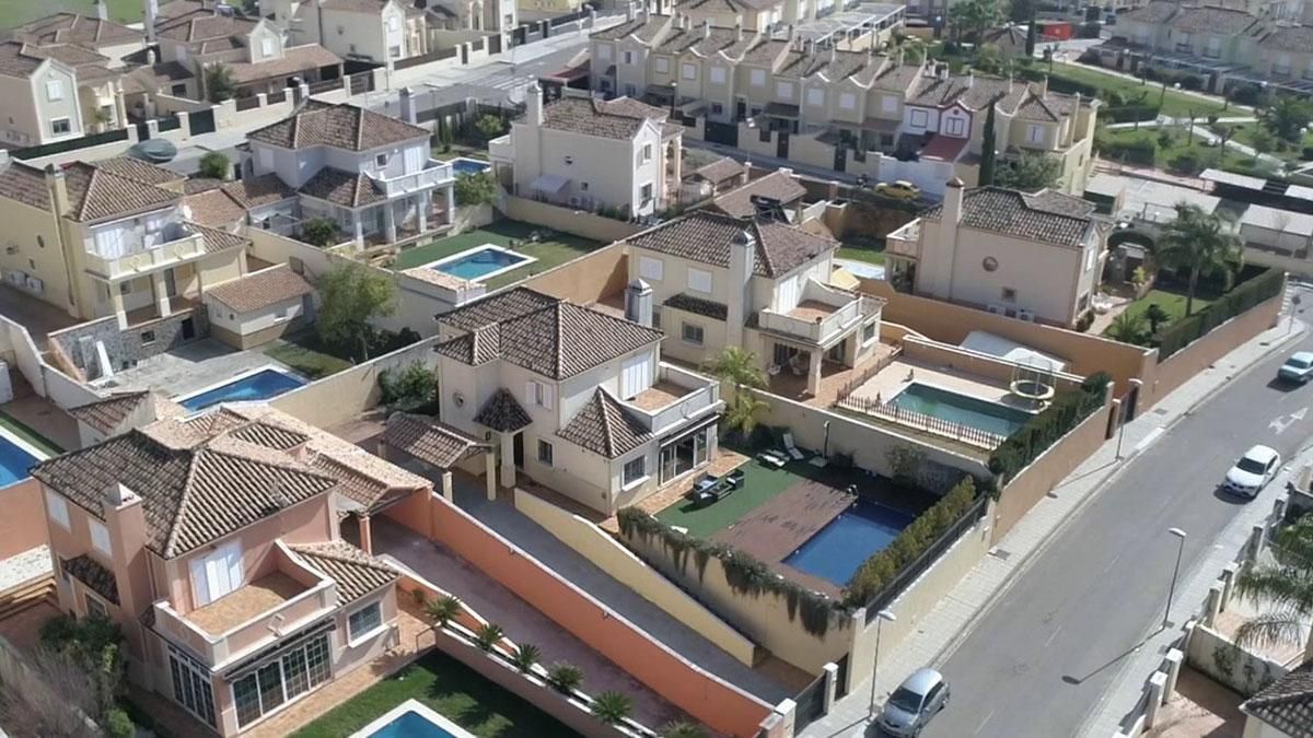 Urbanización Paraíso Arenal.