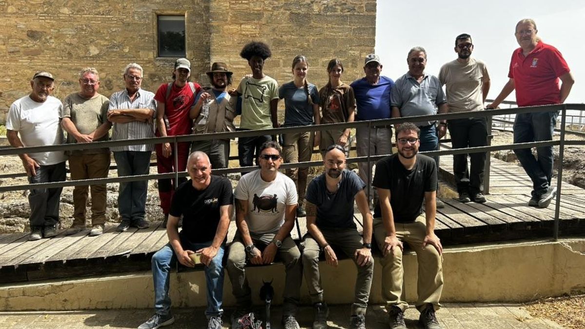 Parte del equipo de investigación en Montilla.