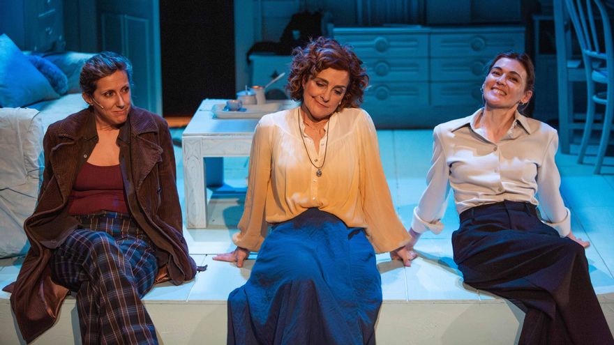 Las actrices Cecilia Freire, Amaia Lizarralde y Marta Nieto