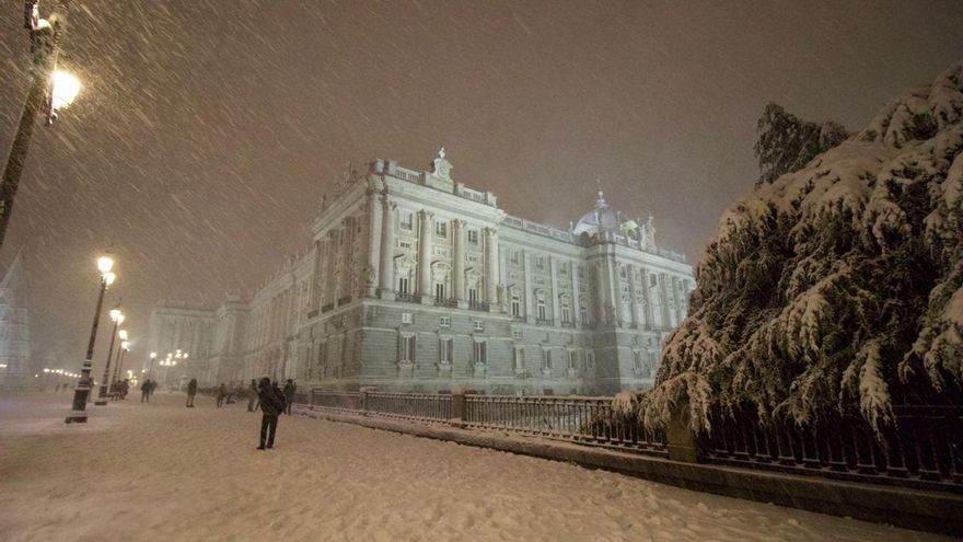 El Palacio Real bajo los efectos de la nieve
