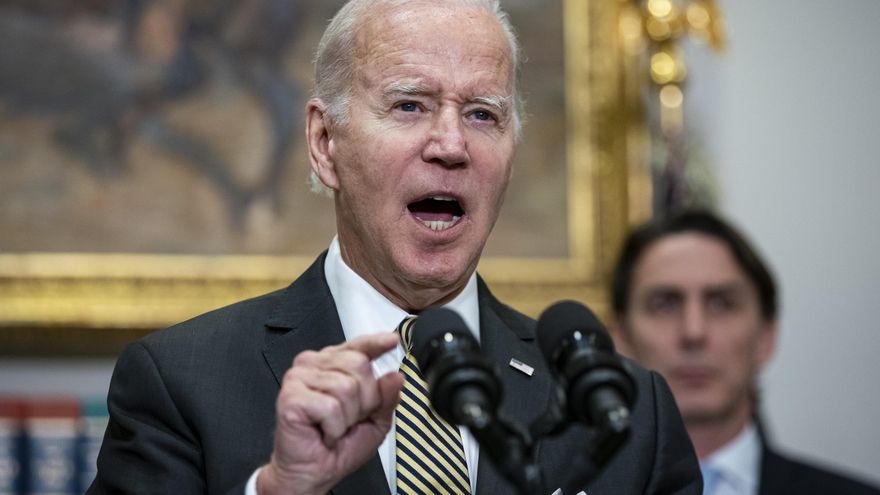 El presidente estadounidense, Joe Biden, habla en la Sala Roosevelt de la Casa Blanca en Washington, DC, EE. UU. EFE/EPA/AL DRAGO