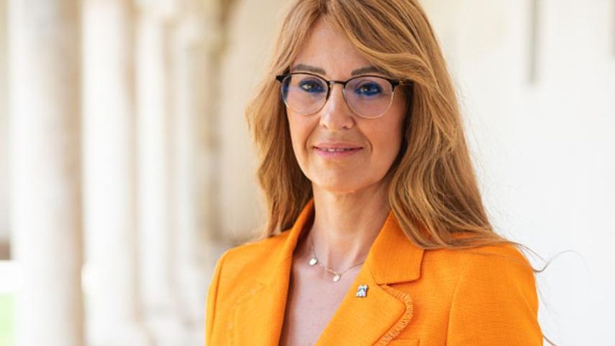 La vicerrectora de Relaciones Institucionales de la UAH: “Somos la primera universidad de España que pone en marcha una micro credencial sobre voluntariado”