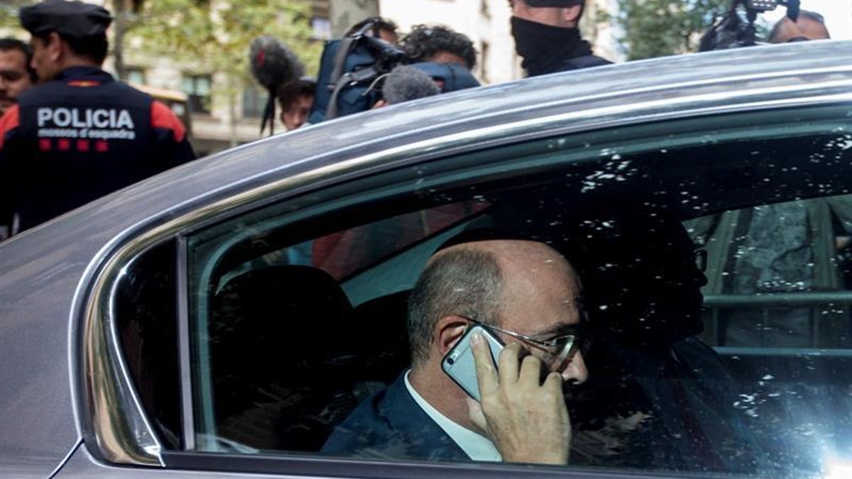 Llarena cita a exconsellers, a mando de los Mossos y al coronel De los Cobos