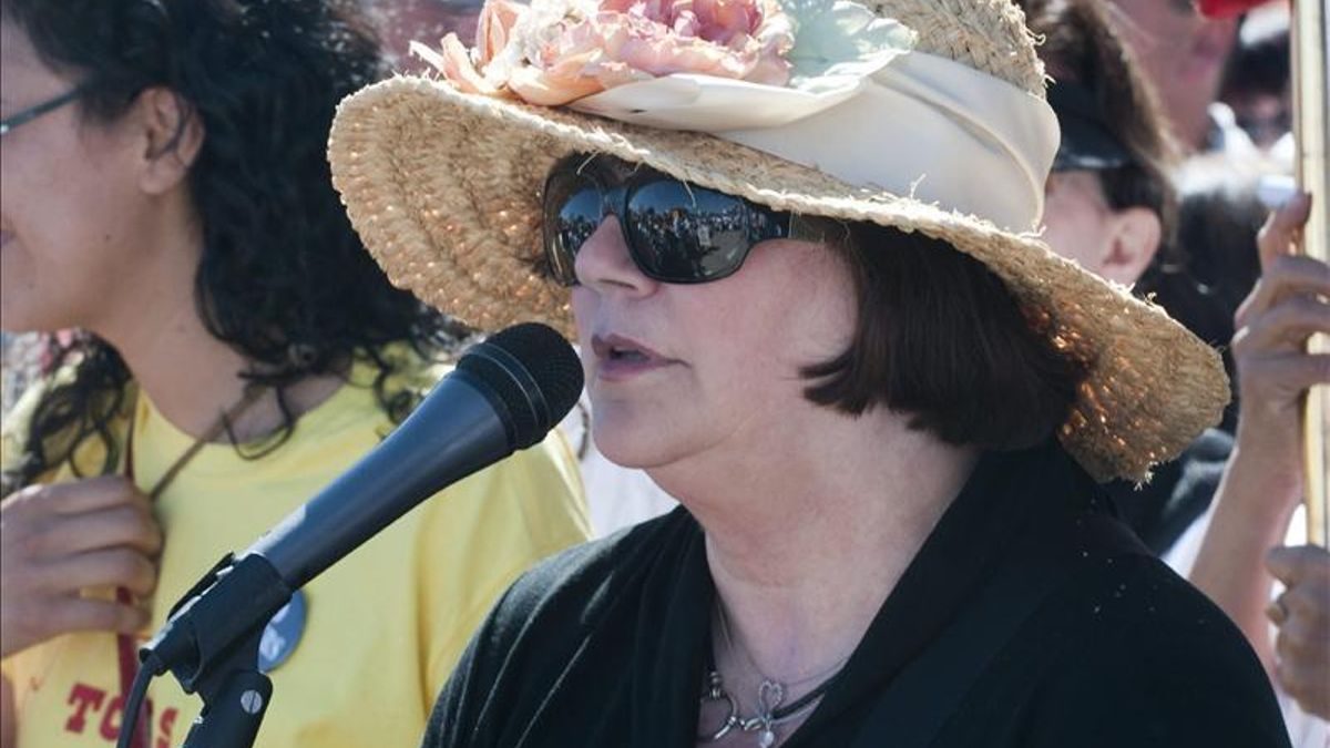 Linda Ronstadt, en 2013, cuando reveló que no podía cantar debido a la enfermedad de Parkinson