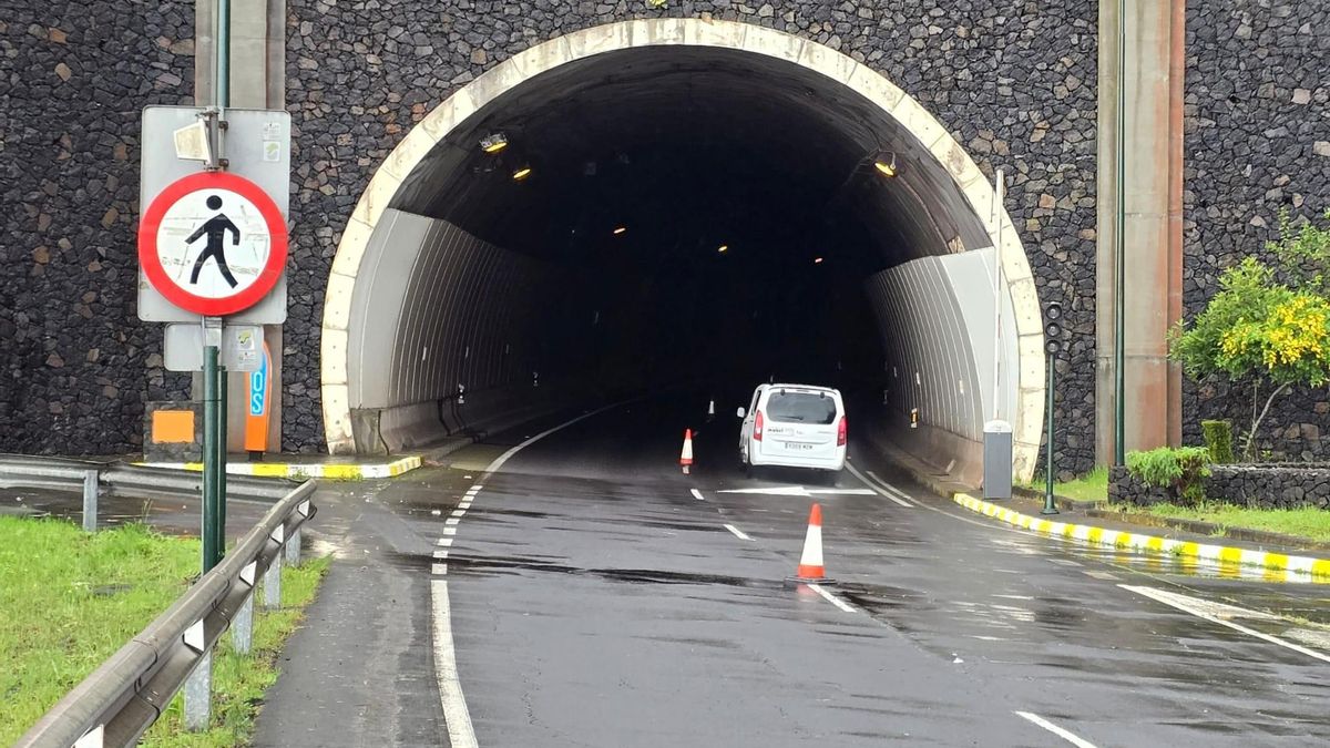 El Túnel Nuevo de La Cumbre se mantiene en doble sentido mientras persista el riesgo por desprendimientos