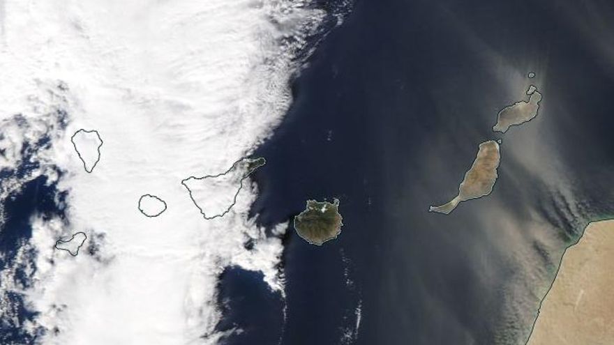 Nieve, rayos, granizo, lluvias y fuerte calima en menos de 24 horas: así ha sido la atípica jornada climatológica en Canarias