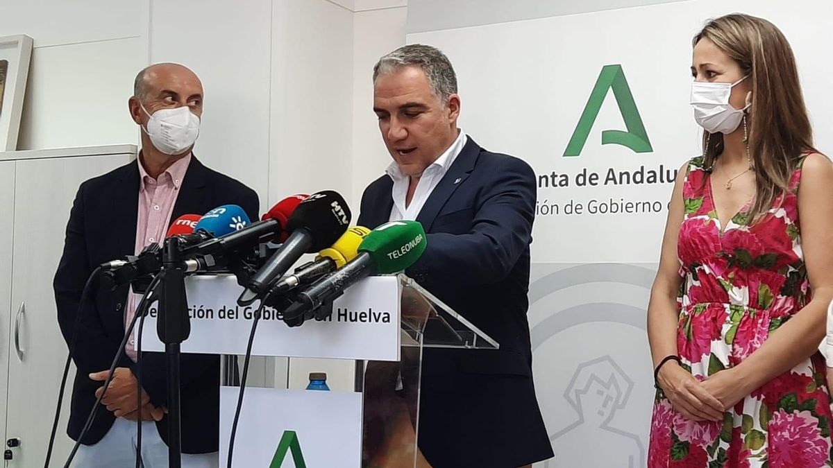 El consejero de la Presidencia, Elías Bendodo, este miércoles en Huelva.