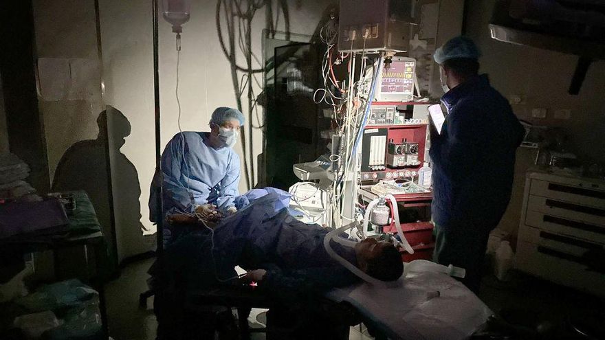 "Me pegaron tanto que no podía ni caminar": más de 160 sanitarios gazatíes detenidos en Israel denuncian torturas