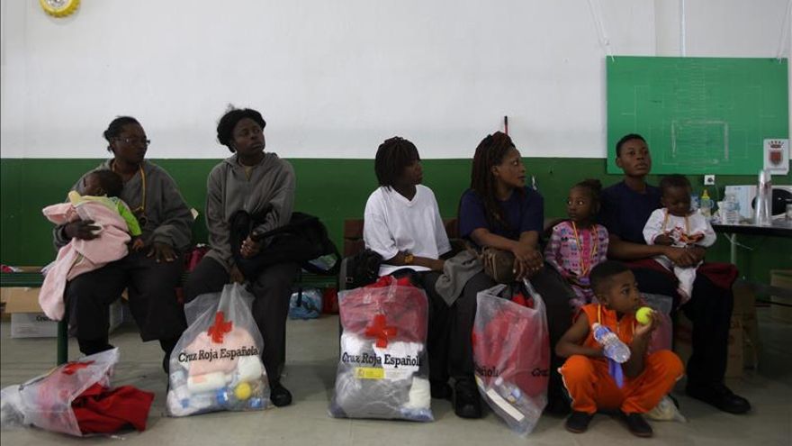 Denuncian la falta de medios para atender a los inmigrantes llegados a Cádiz