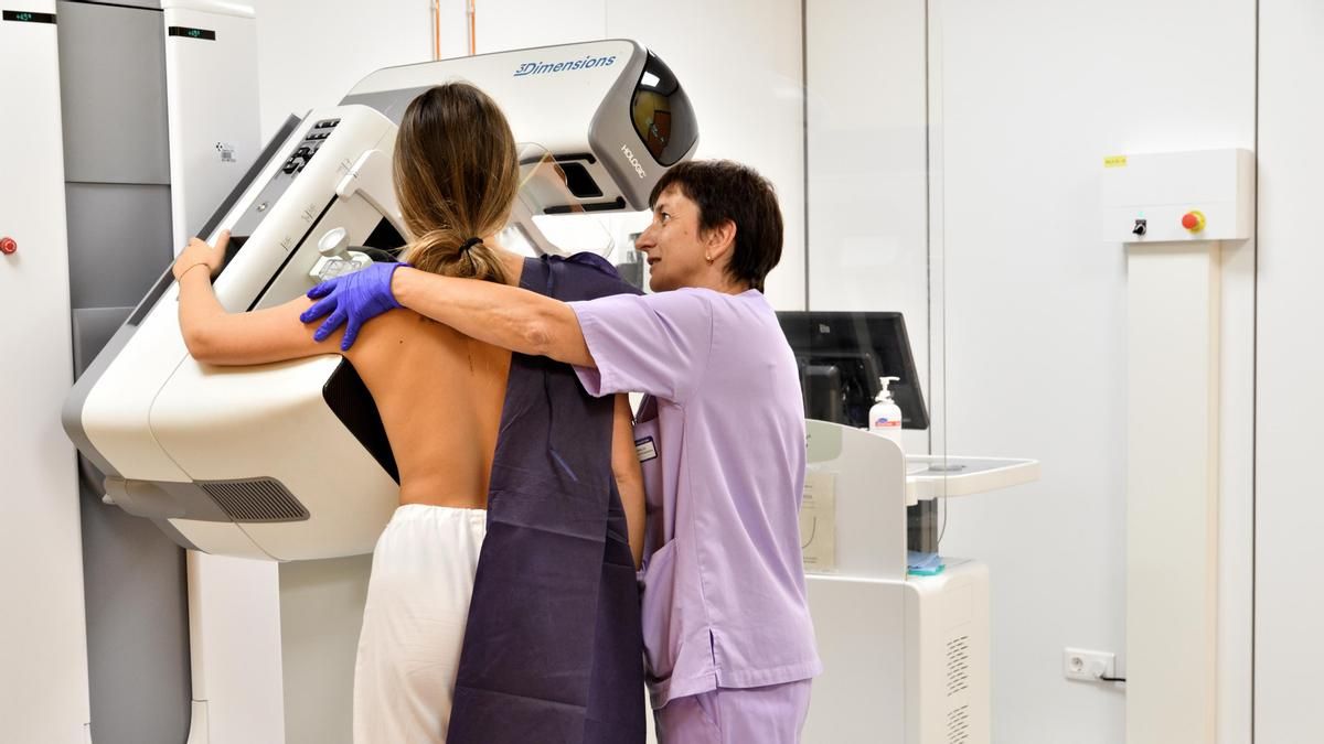 Hasta 50 mujeres riojanas participan en el primer estudio nacional sobre el riesgo de cáncer de mama