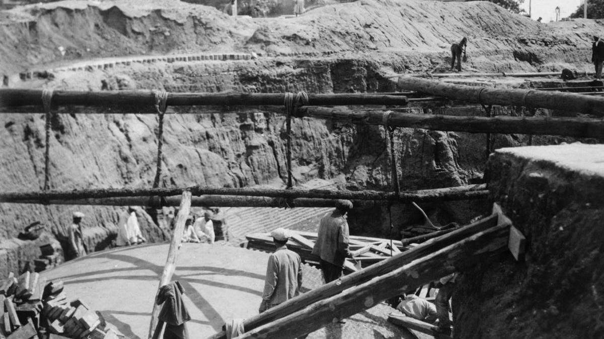 Cocheras Cuatro Caminos - construcción en 1917