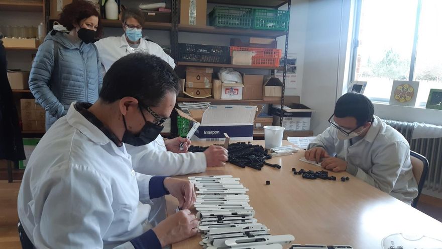 Las familias de los residentes del centro Cosamai de Astorga exigen a la Diputación un apoyo más efectivo