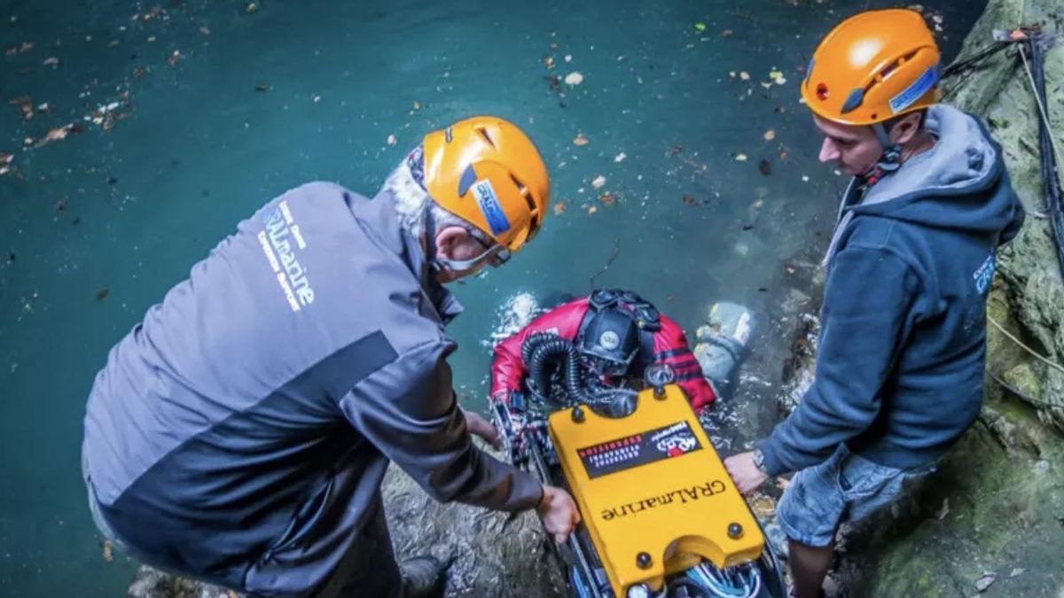 Esta cueva fue creada por aguas termales calientes que brotaron desde el subsuelo disolviendo lentamente la piedra caliza a lo largo de milenios