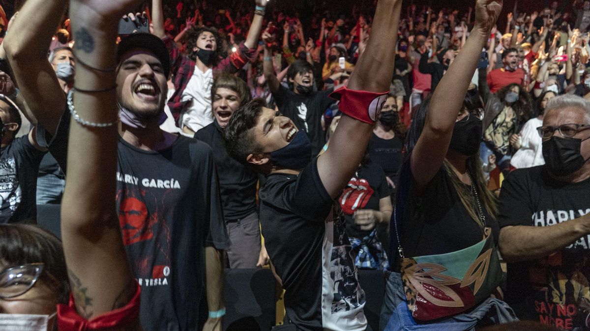 Para el público, el cumpleaños 70 de Charly García en el CCK fue una fiesta