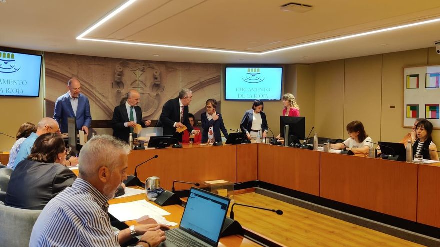 Inicio del escrutinio del voto CERA