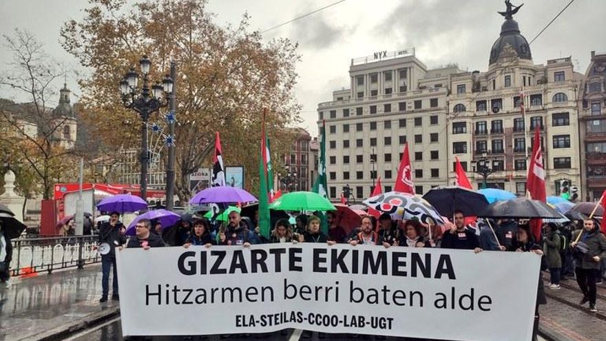 La enseñanza concertada religiosa vasca cierra una semana de huelga con la amenaza de paralizarse de nuevo en enero