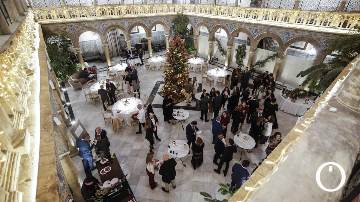 Alzheimer Córdoba celebra su cena benéfica bajo el lema 'No te olvides de ayudar a aquellos que olvidan'