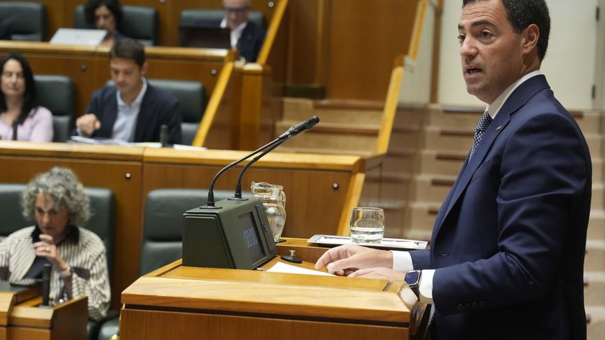 Pradales urge a Sánchez a bajar 30 céntimos el litro de combustible y el IVA de carne y pescado